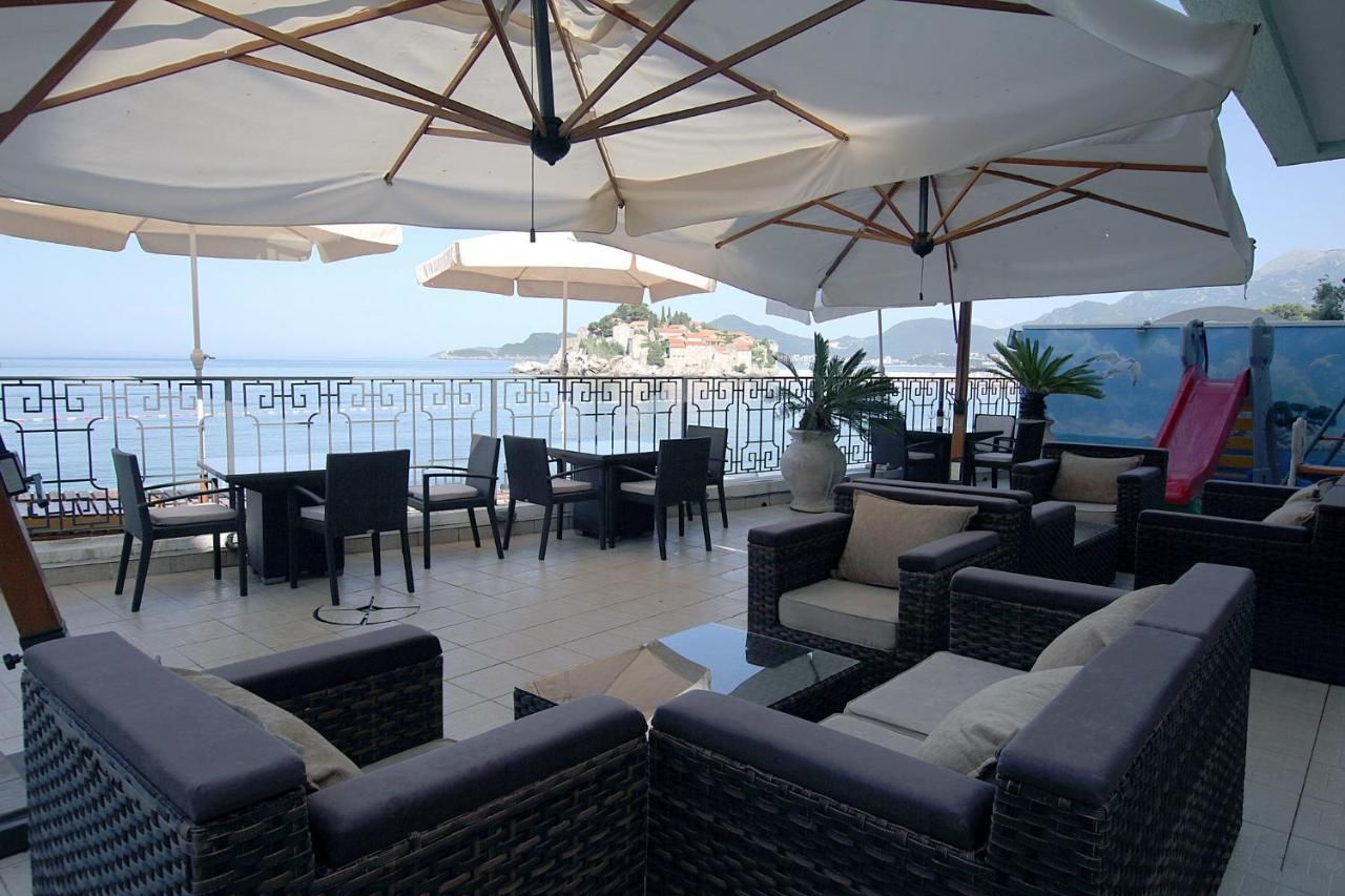 Апартаменты Studio Apartman Sveti Stefan Свети-Стефан-19